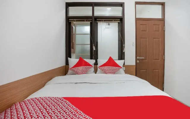 Hegarbudhi Residence by OYO Rooms