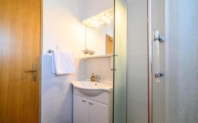 Apartments Vala