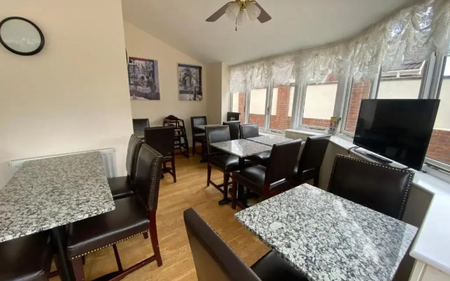 Parkside Guest House