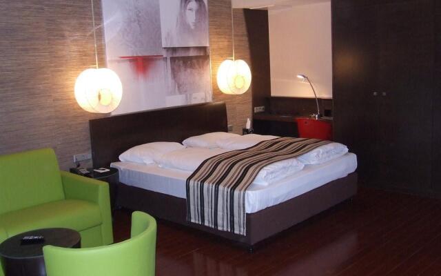 The Honest Budapest by Chic & Basic