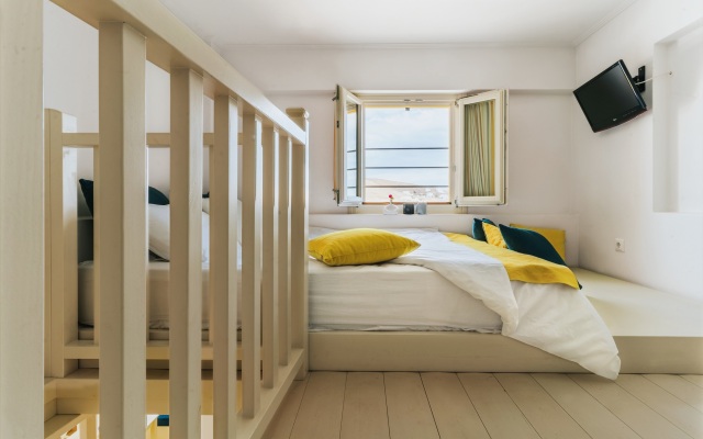 Aelia Apartments & Suites