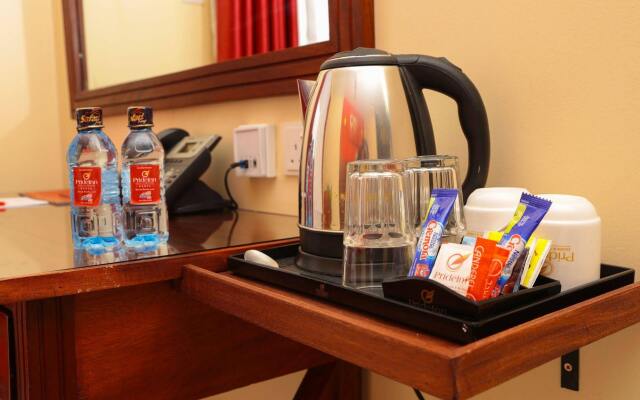PrideInn Hotel Raphta
