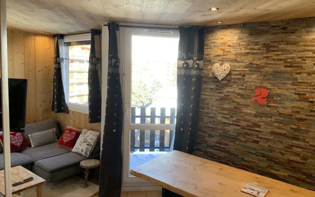Modern Alpine Apartment