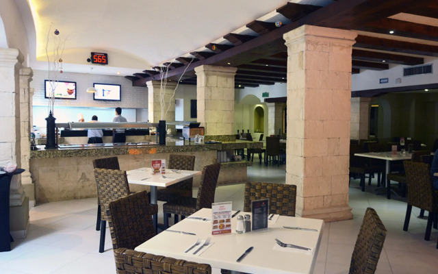 Adhara Hacienda Cancun