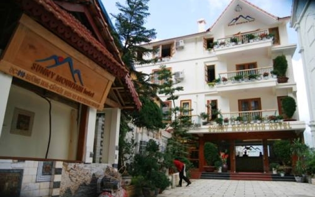 Sunny Mountain Hotel