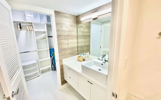 Ba Miami Apartments