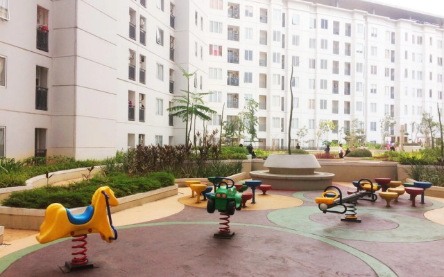 Cozy 2BR Bassura Apartment near Mall Bassura City