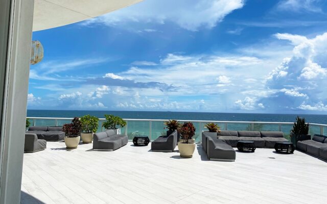 OneLuxStay at W Residences