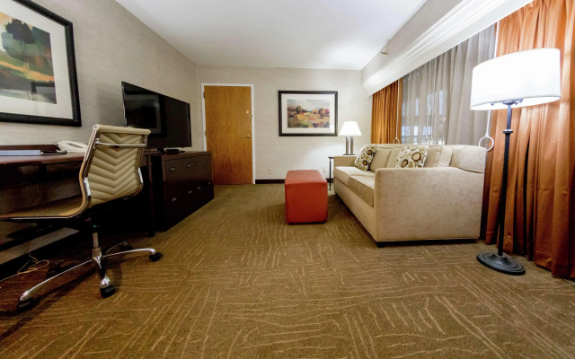 Embassy Suites by Hilton Lexington Green