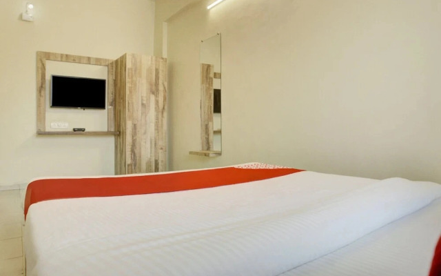 Aditya Service Apartment By OYO Rooms
