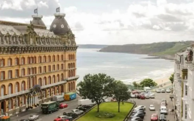 4-beds, Sleeps 8, Sea View & Pet Friendly