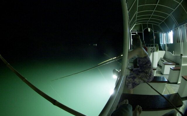 Huong Hai Sealife Cruise
