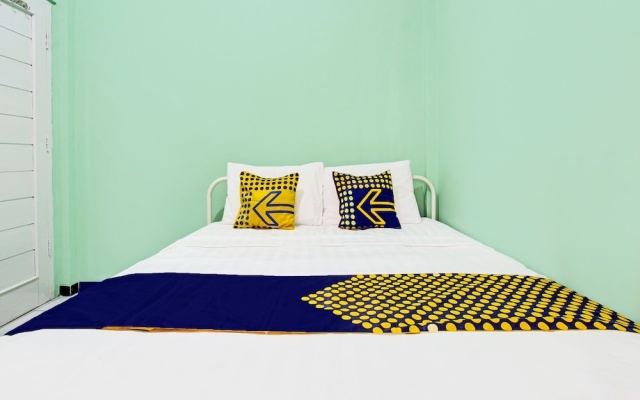 Spot On 92012 Homestay Grand Mahkota Permai Syariah – Guest Rooms – Jeruklegi