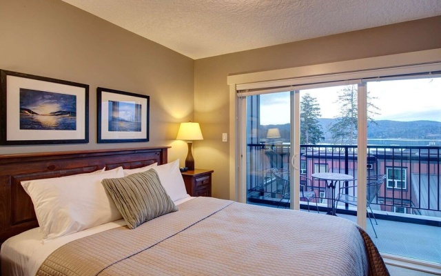 Sooke Harbour Resort and Marina