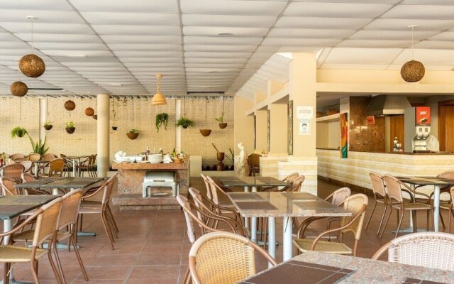 Beach Class Resort