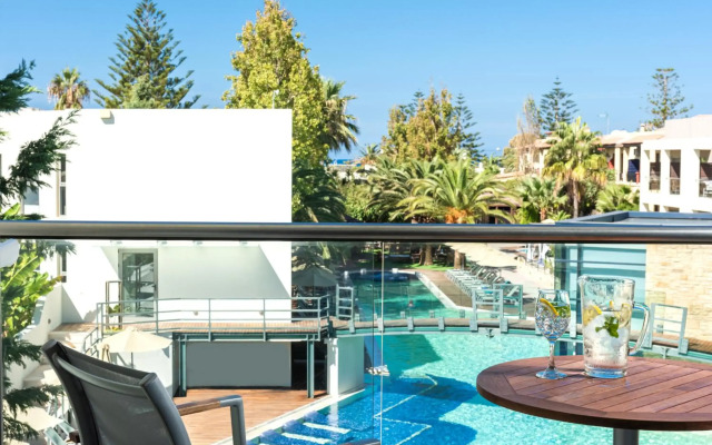 Minos Mare Royal