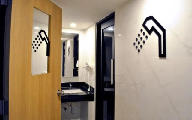 Mybed Ratchada Hotel  (SHA Extra Plus)