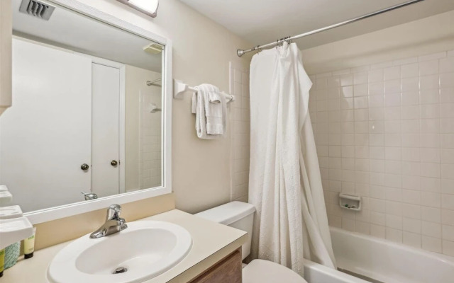 Courtyard Villa 1208