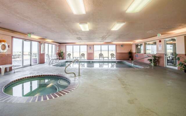 Quality Inn & Suites Fillmore I-15