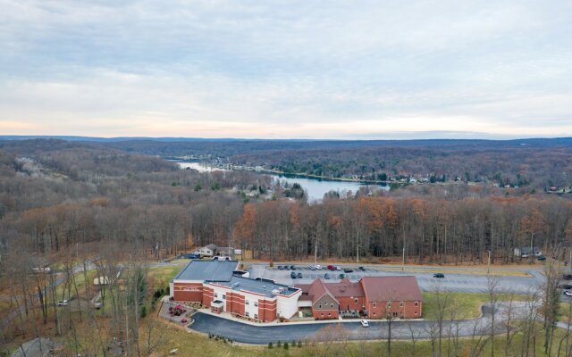 Crown Resorts at Wolf Run