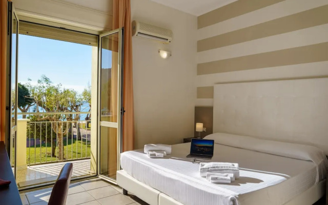 Hotel Tirreno