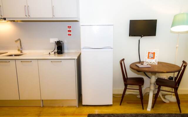 Liiiving - Historic Clérigos Studio - 1F