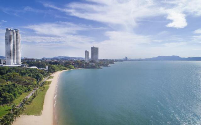 Cross Vibe Pattaya Seaphere