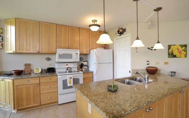 Maui Sunset by VTrips