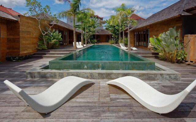 Cendana Villas-9Bedroom Private Pool