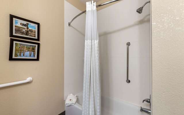 Comfort Inn & Suites El Dorado