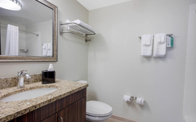 MainStay Suites St Louis Airport