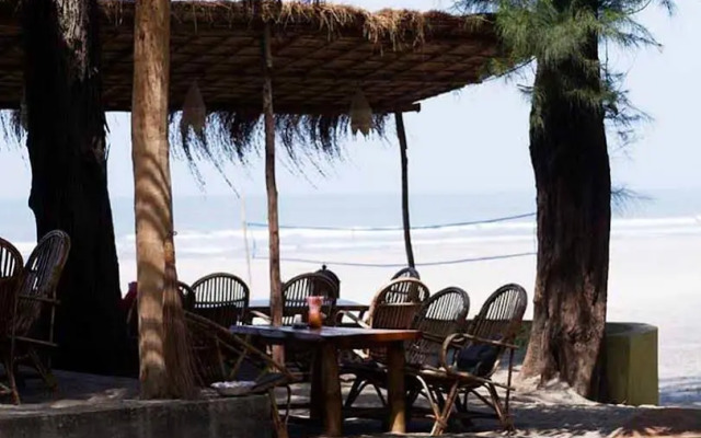 Palm Grove Beach Resort