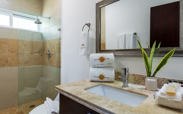 Sabbia 4201-3 Bedrooms ALL IN Suite Condo