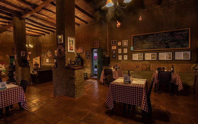 La Confianza Hotel