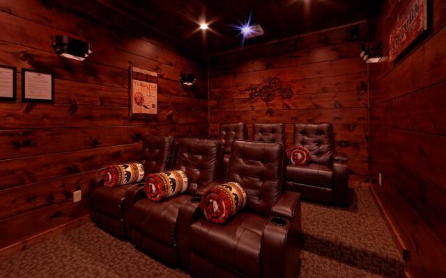 Copper Creek Lodge in Gatlinburg