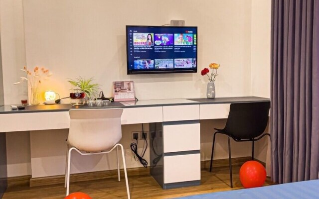 Canh Apartment in Vinhomes Green Bay