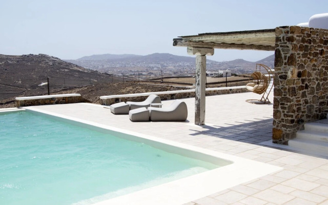 Mykonian Icon Villa