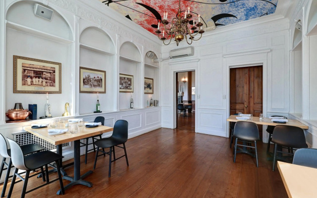 Tarrytown House Estate