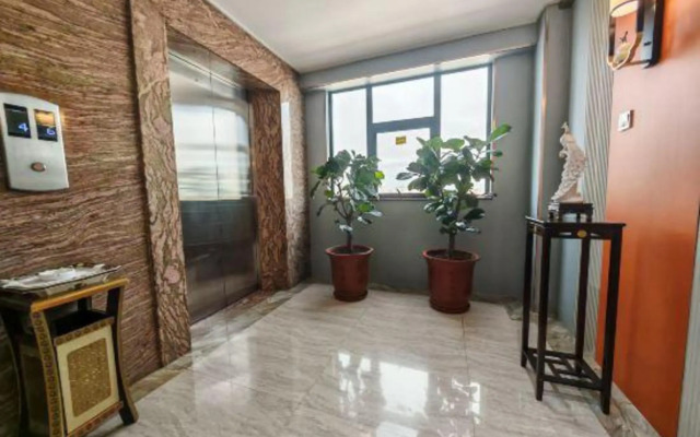 Grandhall Hotel Shishi