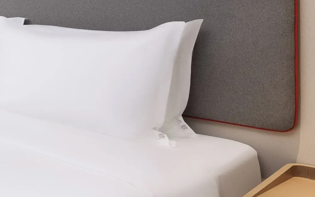 Holiday Inn Express Haikou Xiuying Port by IHG