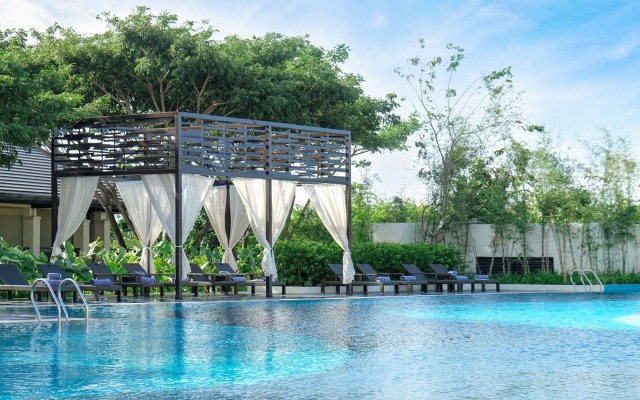 Crimson Resort and Spa Mactan