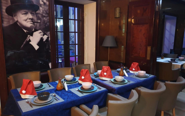 Hotel Batha