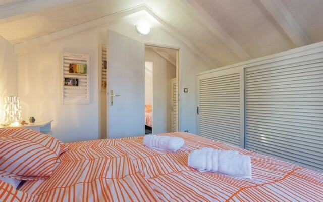 House Dina