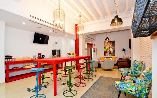 The Zentral Arenal Suites