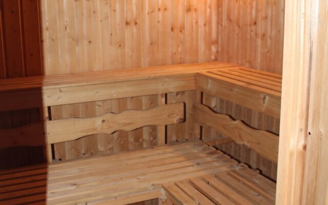Modern Bungalow in Am Salzhaff with Sauna