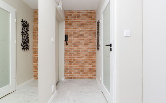 Apartments City Center Ochota by Renters