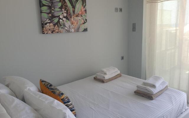 Zefyros Suite , Seafront retreat !