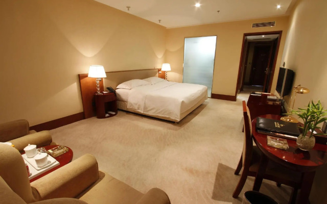 Huquan Hongyan Hotel