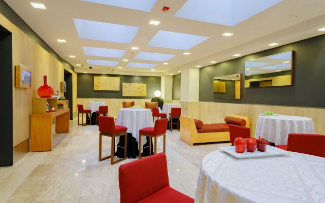 Camino Real Aeropuerto Mexico Hotel