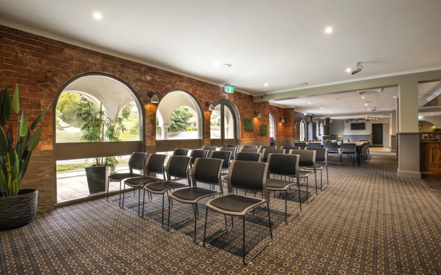 Ferntree Gully Hotel